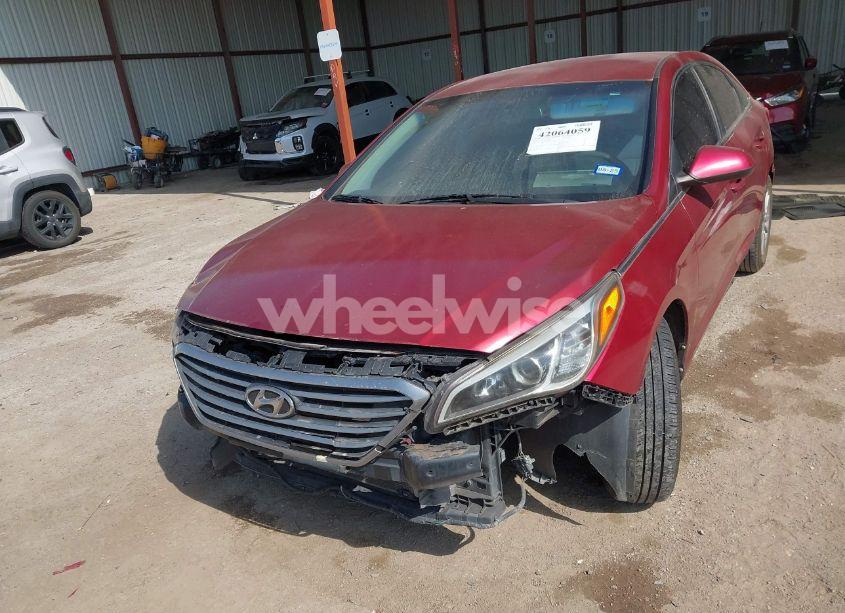 Photo 2 of 2016 Hyundai Sonata SE (VIN 5NPE24AF1GH336473)