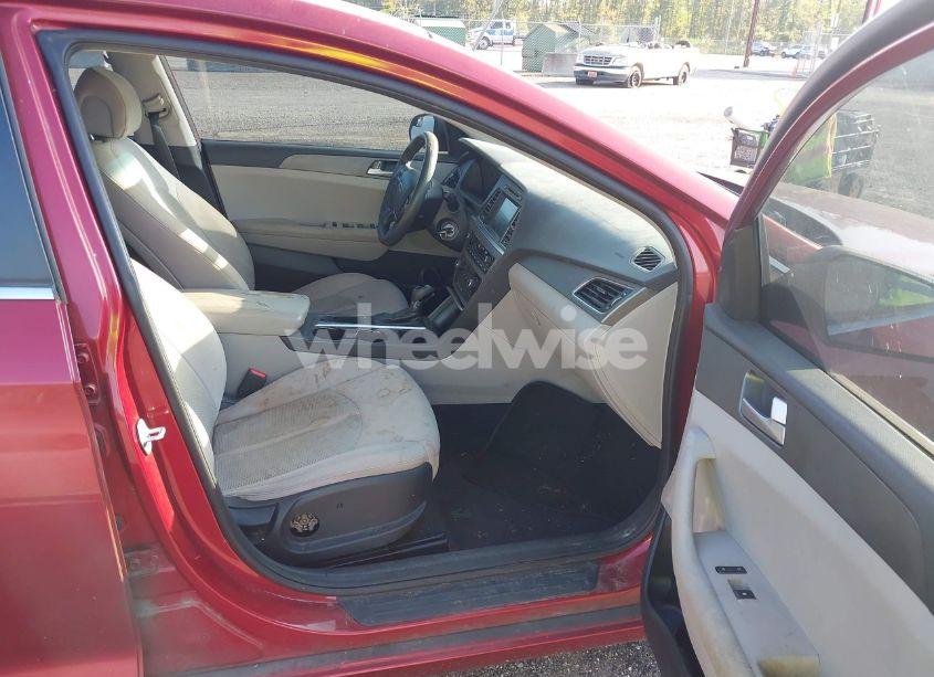 Photo 5 of 2016 Hyundai Sonata SE (VIN 5NPE24AF1GH349434)