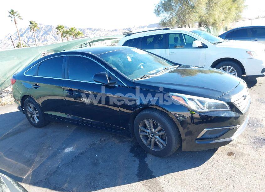 Photo 13 of 2016 Hyundai Sonata SE (VIN 5NPE24AF1GH352186)