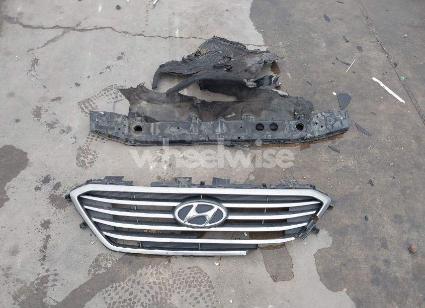 Photo 12 of 2016 Hyundai Sonata SE (VIN 5NPE24AF1GH365598)