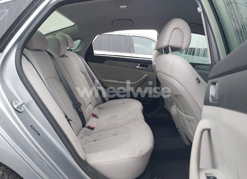 Photo 8 of 2016 Hyundai Sonata SE (VIN 5NPE24AF1GH365598)