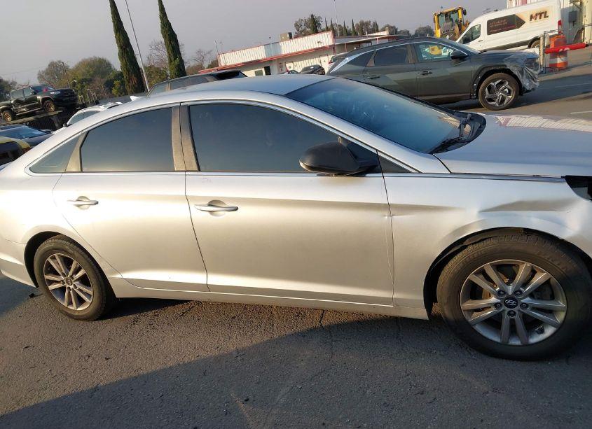 Photo 14 of 2016 Hyundai Sonata SE (VIN 5NPE24AF1GH375242)