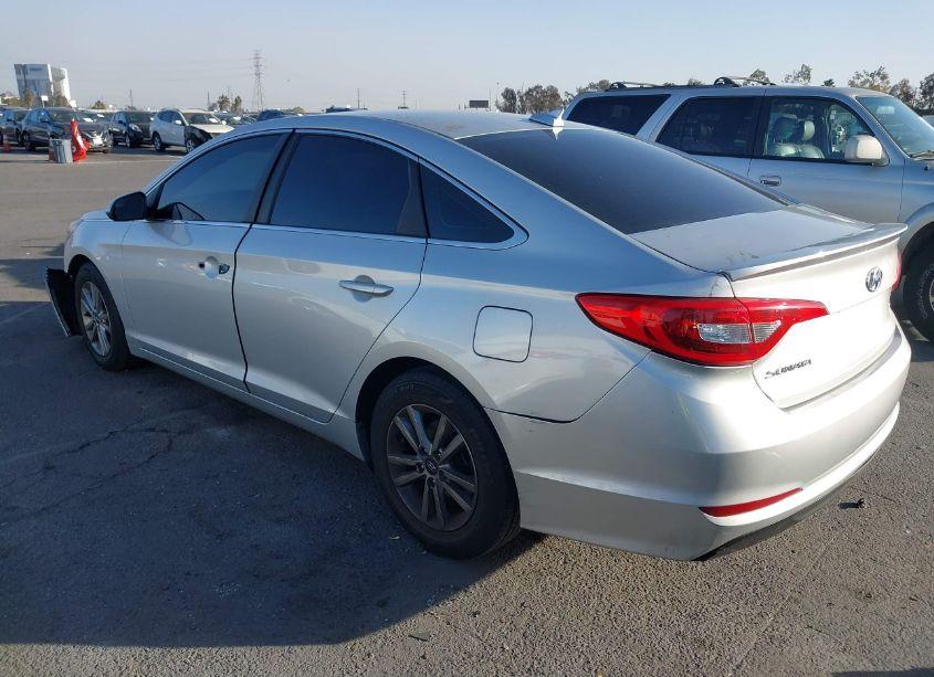 Photo 3 of 2016 Hyundai Sonata SE (VIN 5NPE24AF1GH375242)