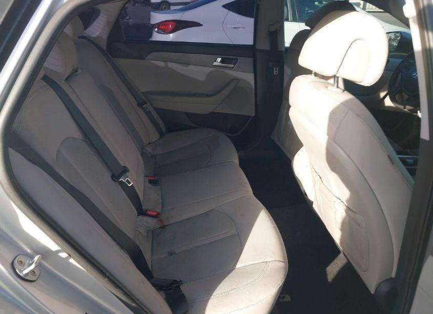 Photo 8 of 2016 Hyundai Sonata SE (VIN 5NPE24AF1GH375242)