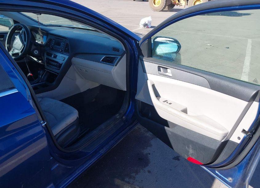 Photo 5 of 2016 Hyundai Sonata (VIN 5NPE24AF1GH418395)