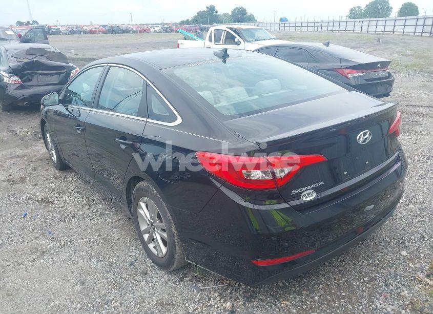 Photo 3 of 2017 Hyundai Sonata SE (VIN 5NPE24AF1HH466268)