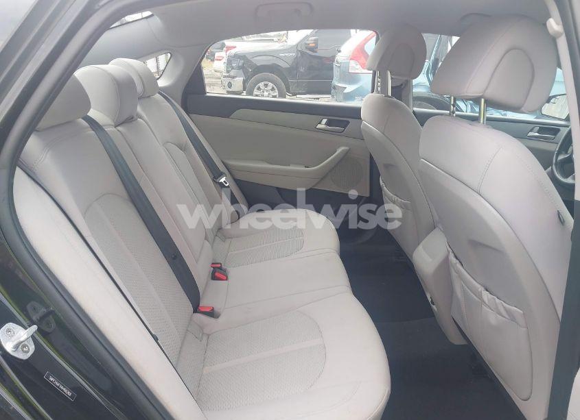 Photo 8 of 2017 Hyundai Sonata SE (VIN 5NPE24AF1HH466268)