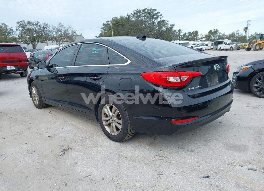 Photo 3 of 2017 Hyundai Sonata SE (VIN 5NPE24AF1HH467159)