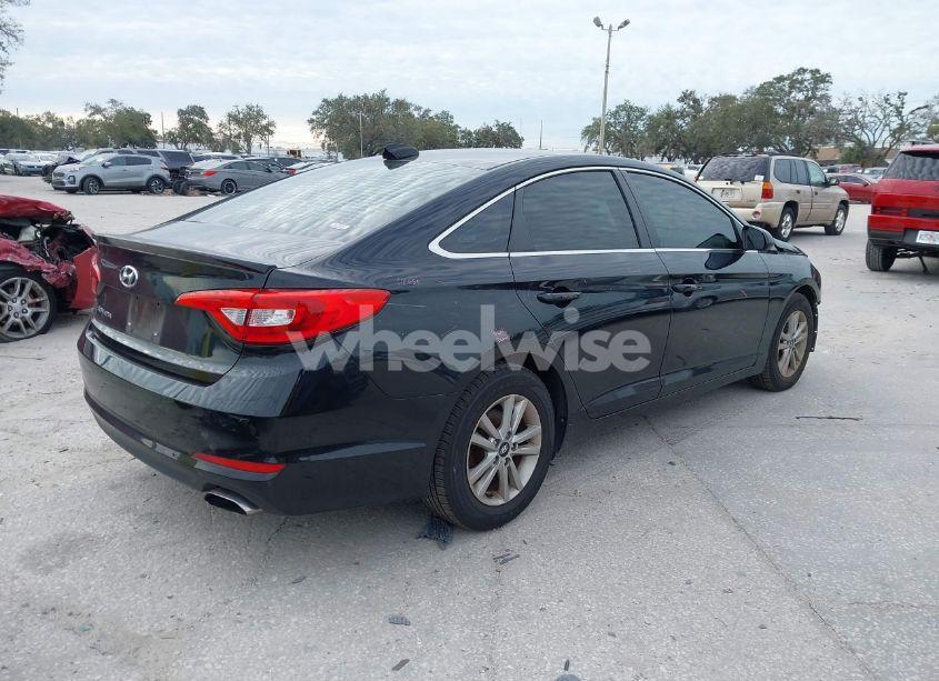 Photo 4 of 2017 Hyundai Sonata SE (VIN 5NPE24AF1HH467159)