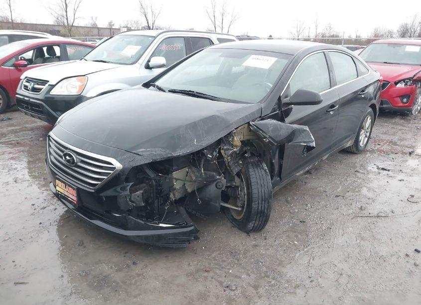 Photo 2 of 2017 Hyundai Sonata SE (VIN 5NPE24AF1HH479747)