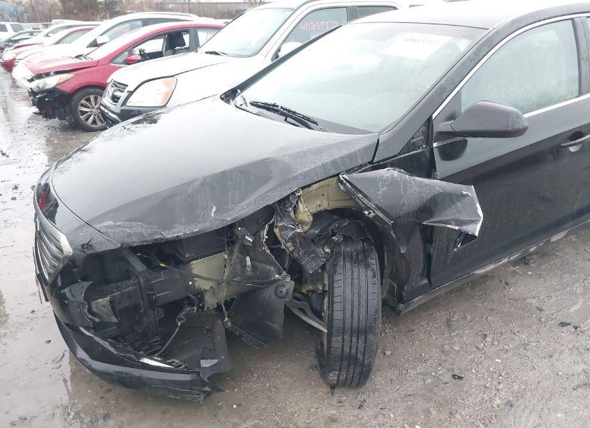 Photo 6 of 2017 Hyundai Sonata SE (VIN 5NPE24AF1HH479747)