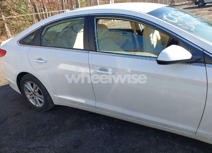 Photo 13 of 2017 Hyundai Sonata SE (VIN 5NPE24AF1HH480056)