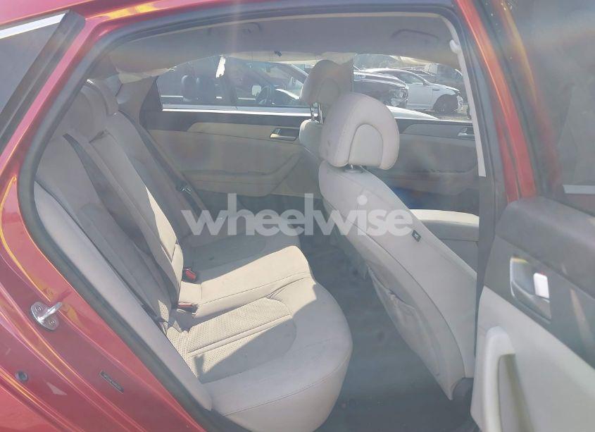 Photo 8 of 2017 Hyundai Sonata SE (VIN 5NPE24AF1HH495253)