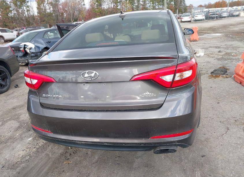 Photo 16 of 2017 Hyundai Sonata SE (VIN 5NPE24AF1HH512634)