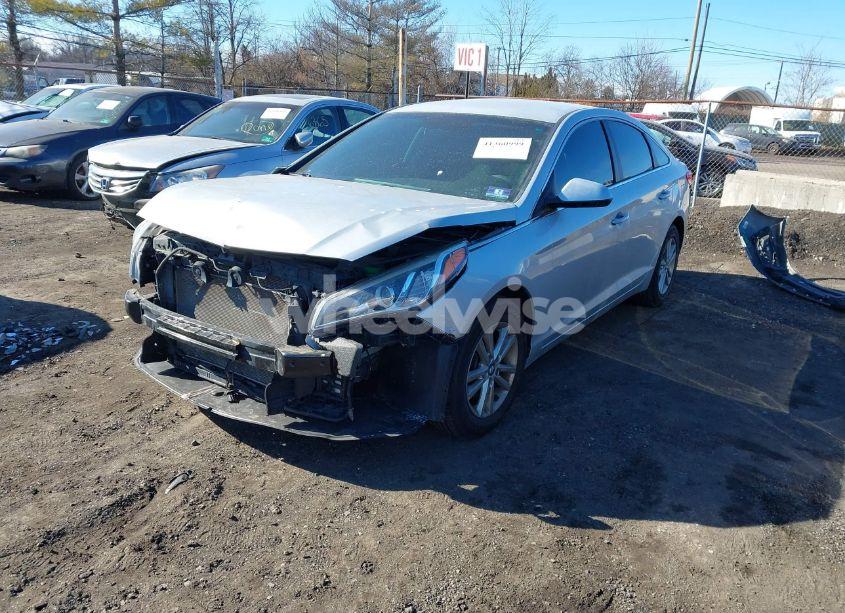 Photo 2 of 2017 Hyundai Sonata (VIN 5NPE24AF1HH516232)