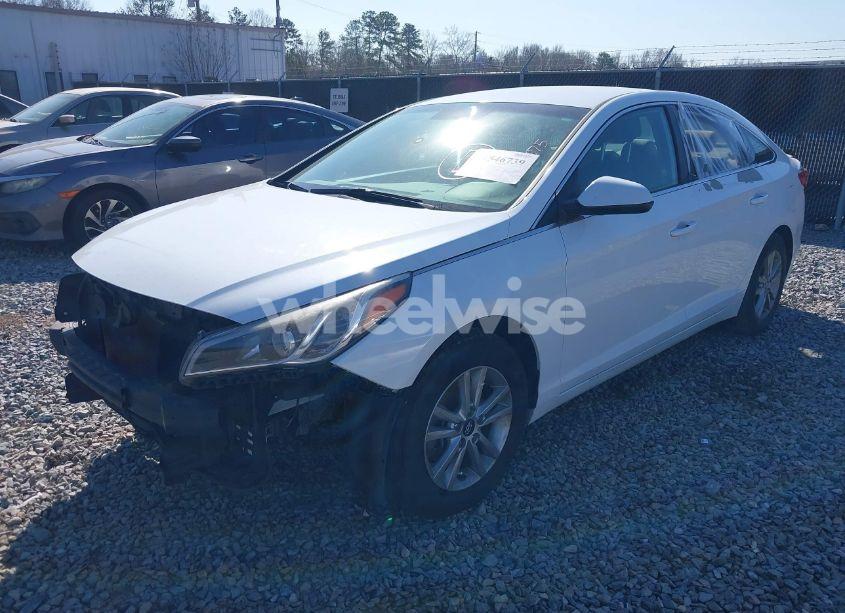 Photo 2 of 2017 Hyundai Sonata SE (VIN 5NPE24AF1HH518515)