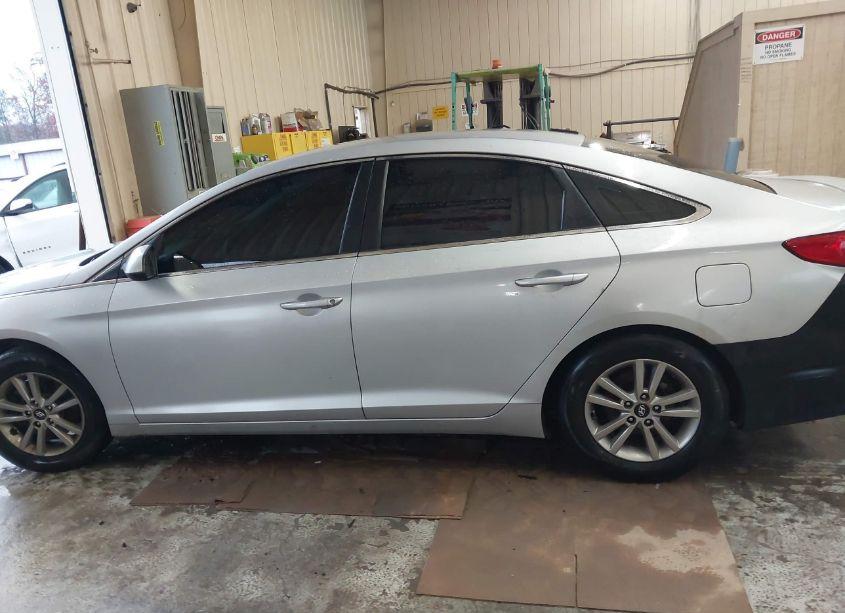 Photo 13 of 2017 Hyundai Sonata (VIN 5NPE24AF1HH541194)