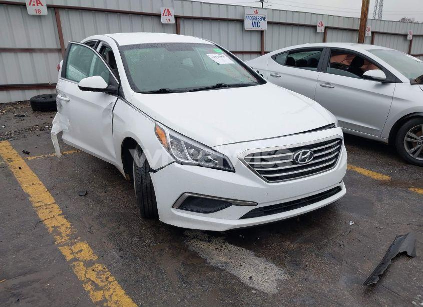 2017 Hyundai Sonata SE (VIN 5NPE24AF1HH551417) main photo