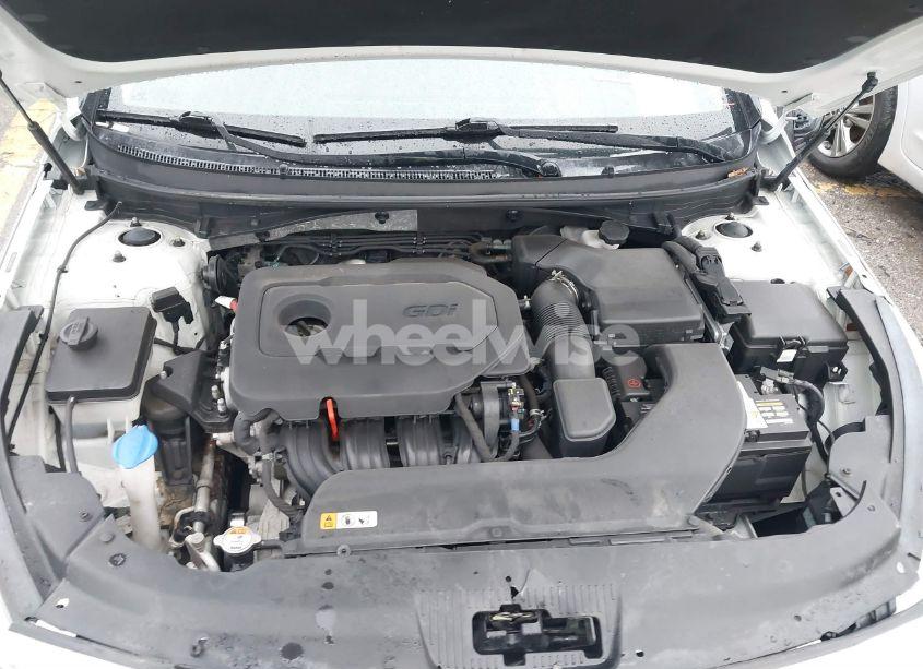 Photo 10 of 2017 Hyundai Sonata SE (VIN 5NPE24AF1HH551417)