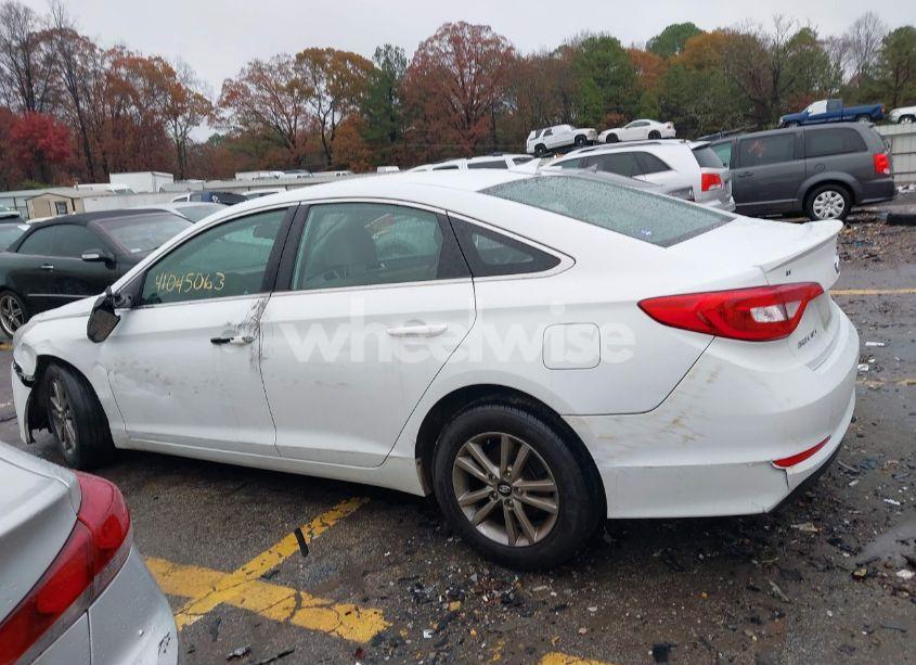 Photo 13 of 2017 Hyundai Sonata SE (VIN 5NPE24AF1HH551417)
