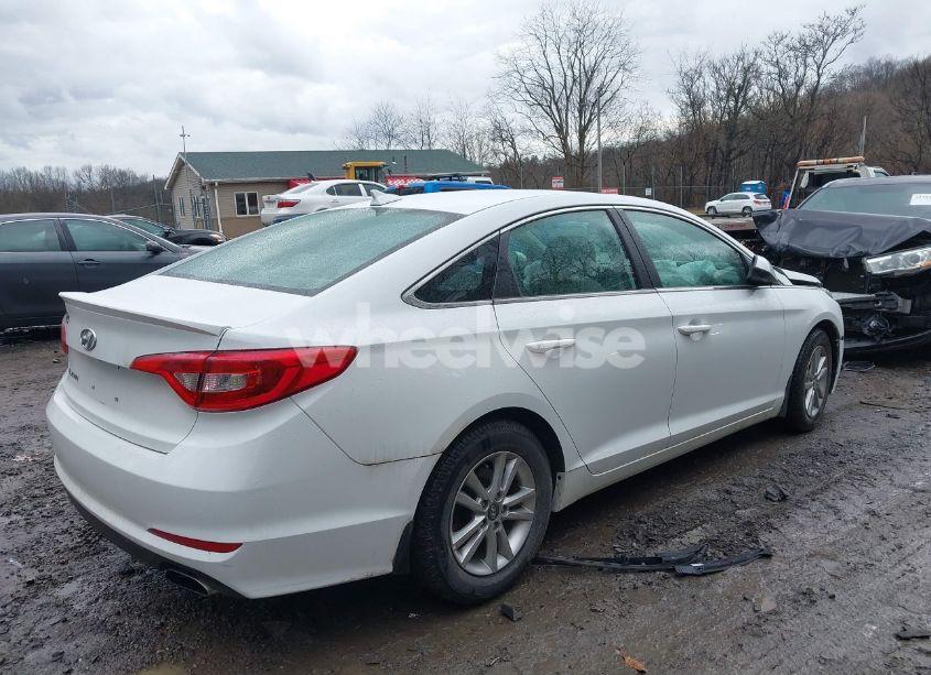 Photo 4 of 2017 Hyundai Sonata (VIN 5NPE24AF1HH569352)