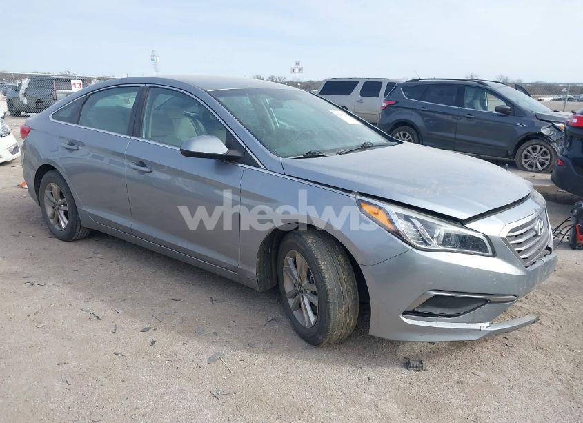 2017 Hyundai Sonata (VIN 5NPE24AF1HH588693) main photo