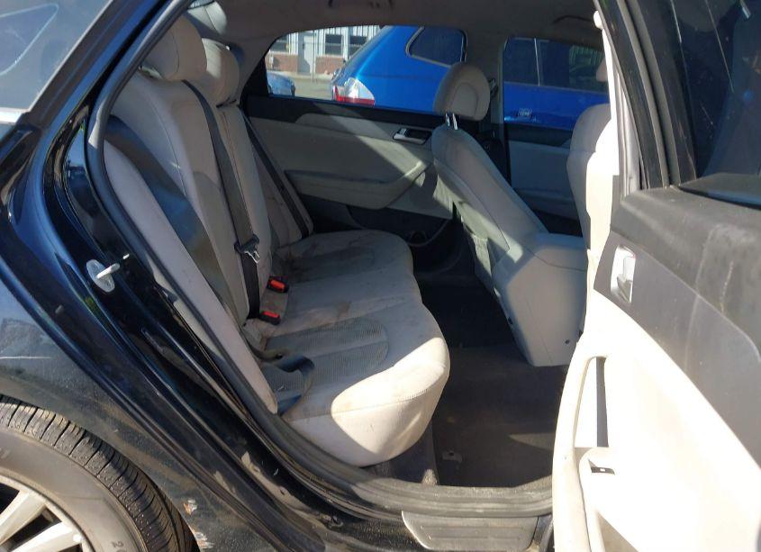 Photo 8 of 2017 Hyundai Sonata SE (VIN 5NPE24AF1HH592470)