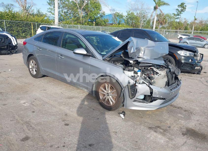 2017 Hyundai Sonata (VIN 5NPE24AF1HH594428) main photo