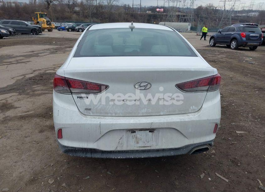 Photo 17 of 2018 Hyundai Sonata SE (VIN 5NPE24AF1JH614229)