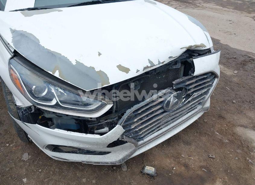 Photo 6 of 2018 Hyundai Sonata SE (VIN 5NPE24AF1JH614229)