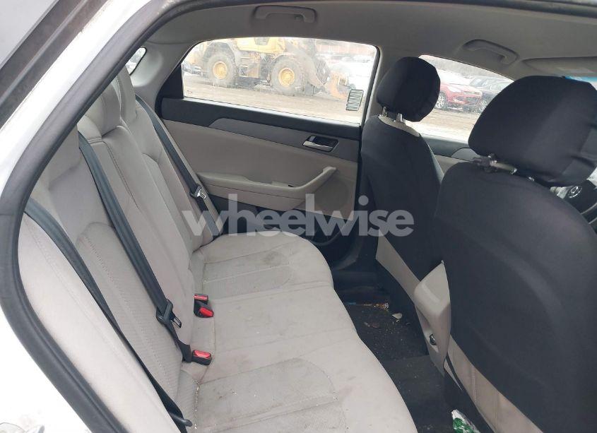 Photo 8 of 2018 Hyundai Sonata SE (VIN 5NPE24AF1JH614229)