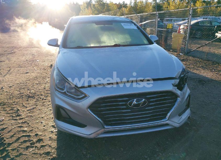 Photo 12 of 2018 Hyundai Sonata SE (VIN 5NPE24AF1JH662376)