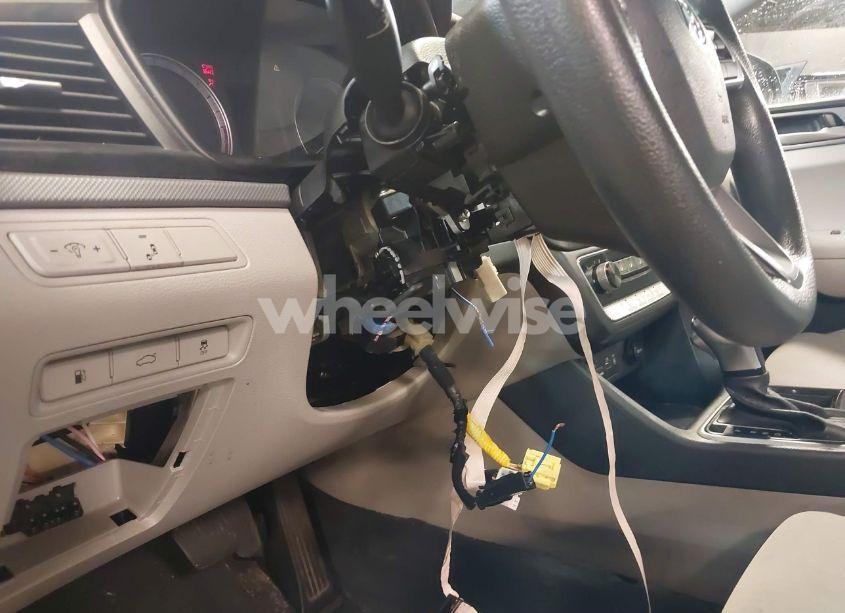 Photo 18 of 2018 Hyundai Sonata SE (VIN 5NPE24AF1JH668792)