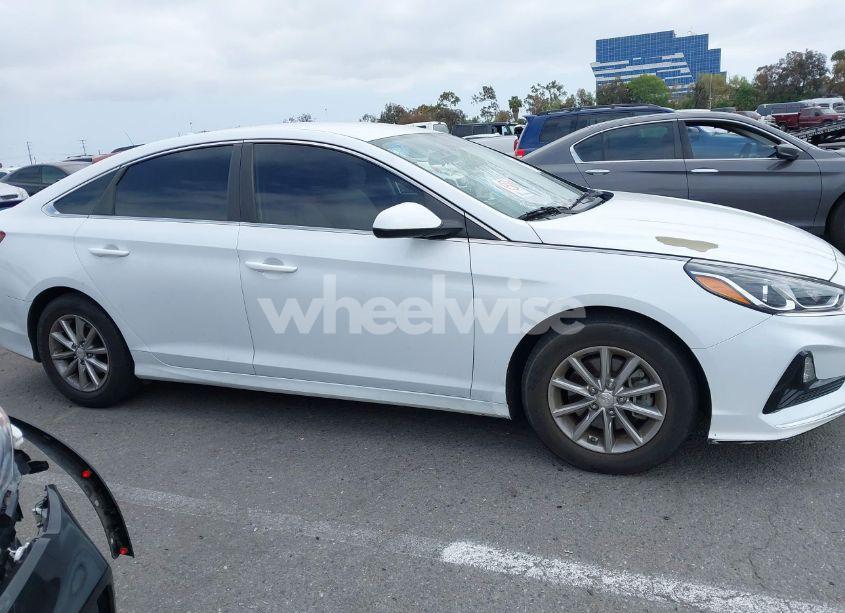 Photo 13 of 2018 Hyundai Sonata SE (VIN 5NPE24AF1JH676441)