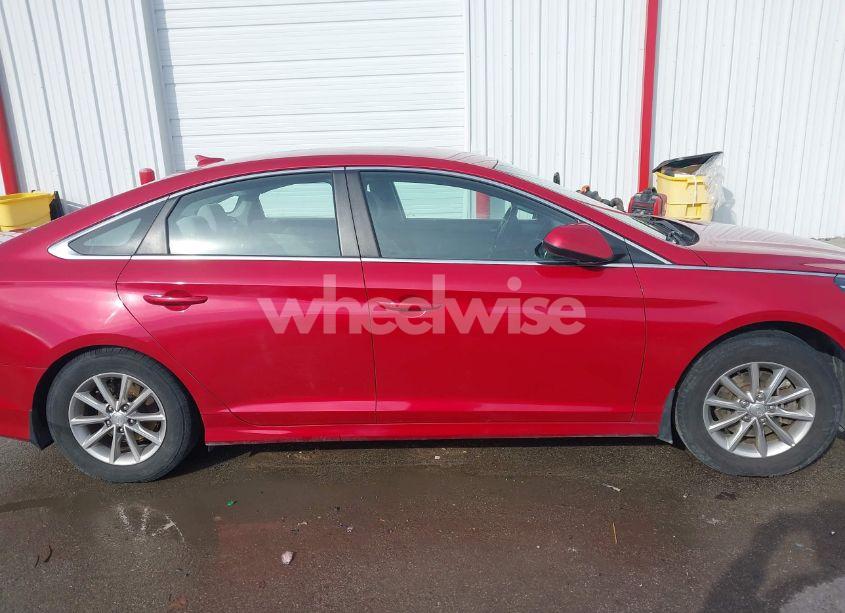 Photo 13 of 2018 Hyundai Sonata SE (VIN 5NPE24AF1JH688430)