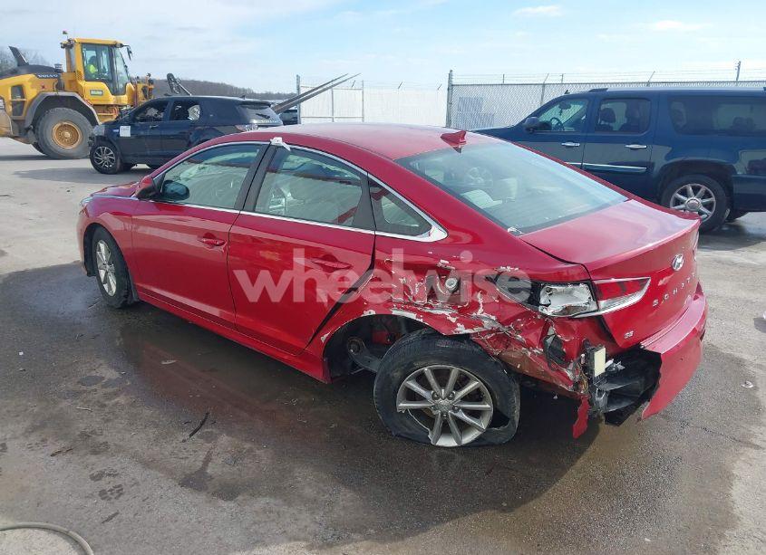 Photo 3 of 2018 Hyundai Sonata SE (VIN 5NPE24AF1JH688430)