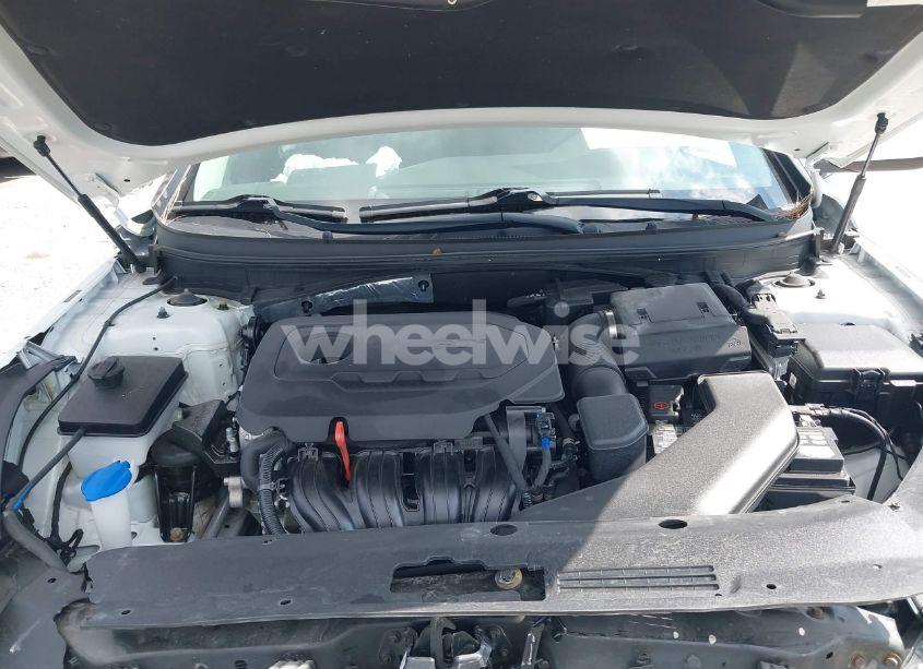 Photo 10 of 2019 Hyundai Sonata SE (VIN 5NPE24AF1KH758199)