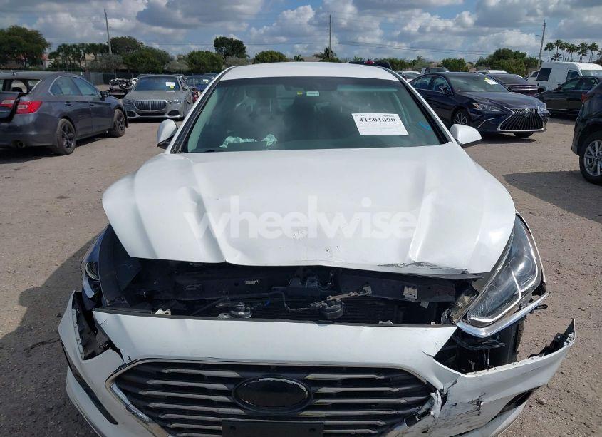 Photo 6 of 2019 Hyundai Sonata SE (VIN 5NPE24AF1KH758199)