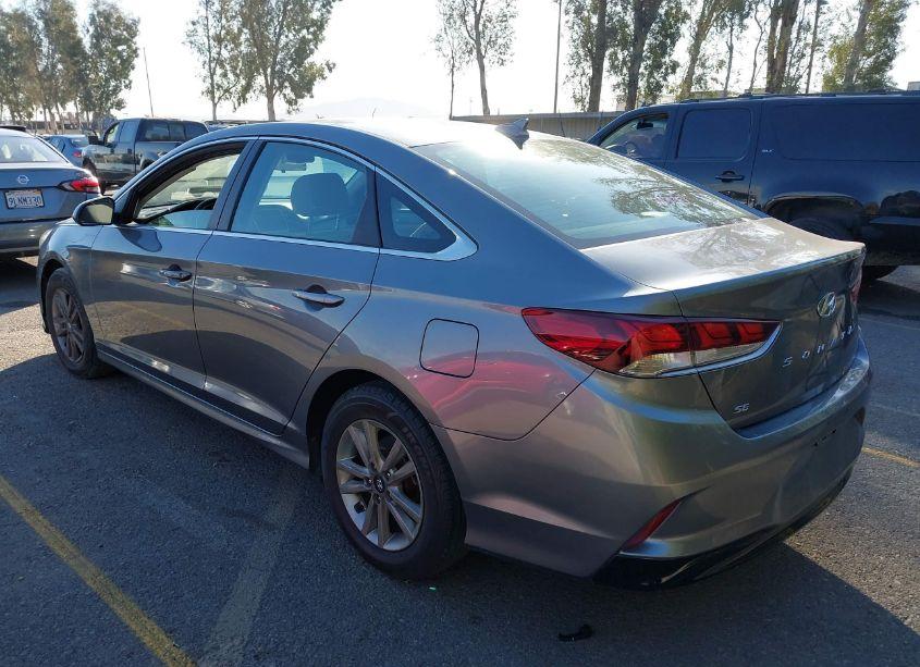 Photo 3 of 2019 Hyundai Sonata SE (VIN 5NPE24AF1KH769591)