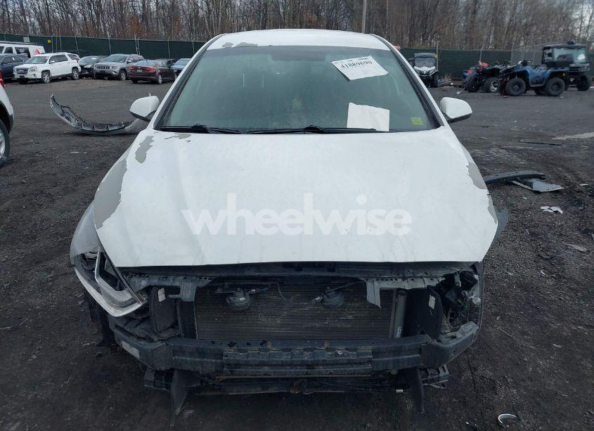 Photo 12 of 2019 Hyundai Sonata SE (VIN 5NPE24AF1KH771065)