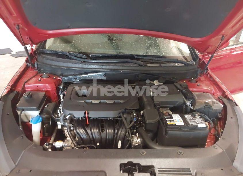 Photo 10 of 2019 Hyundai Sonata SE (VIN 5NPE24AF1KH780378)