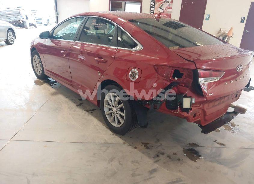 Photo 3 of 2019 Hyundai Sonata SE (VIN 5NPE24AF1KH780378)