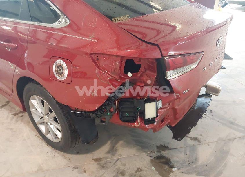 Photo 6 of 2019 Hyundai Sonata SE (VIN 5NPE24AF1KH780378)