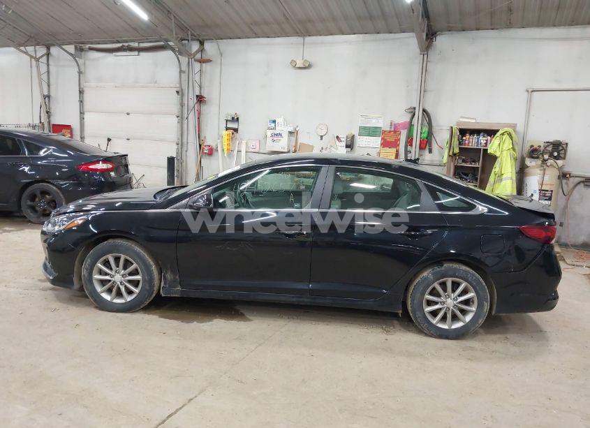 Photo 14 of 2019 Hyundai Sonata SE (VIN 5NPE24AF1KH785659)