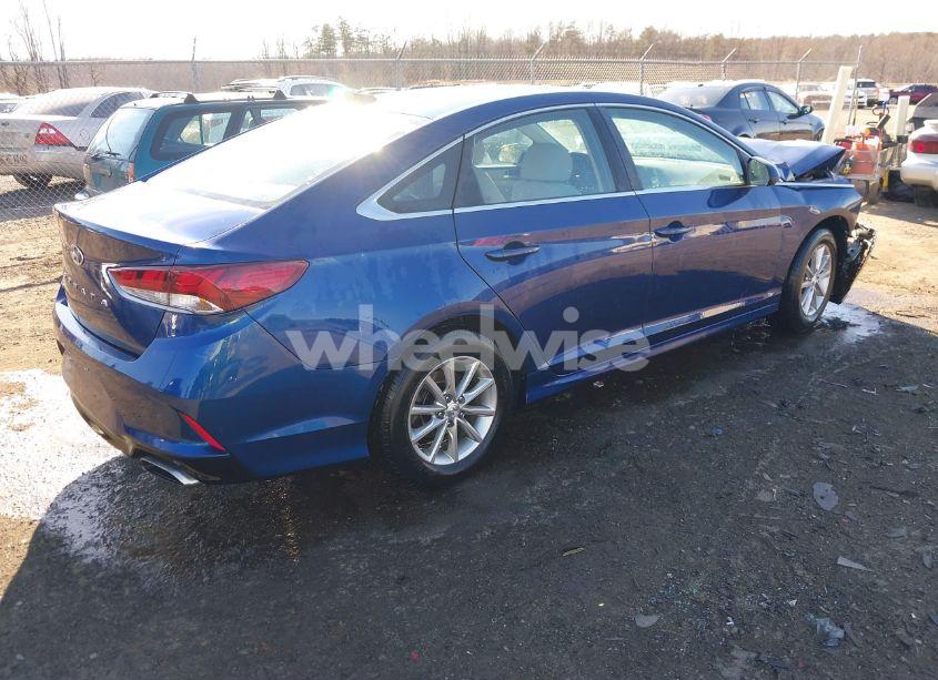 Photo 4 of 2019 Hyundai Sonata SE (VIN 5NPE24AF1KH792658)