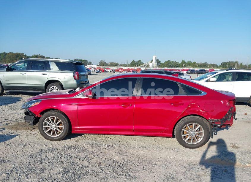 Photo 14 of 2019 Hyundai Sonata SE (VIN 5NPE24AF1KH801553)