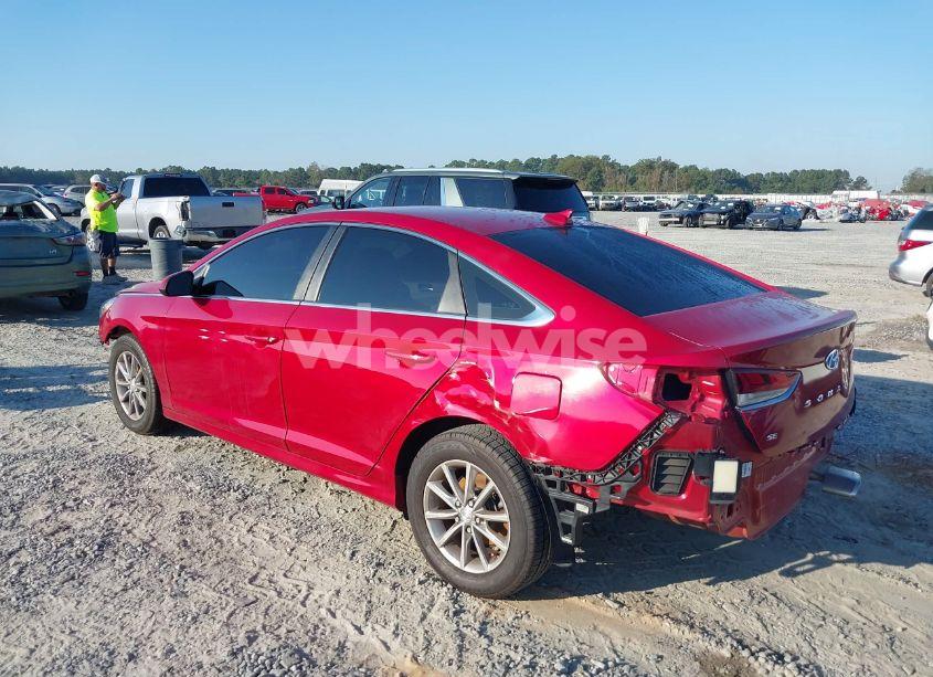 Photo 3 of 2019 Hyundai Sonata SE (VIN 5NPE24AF1KH801553)