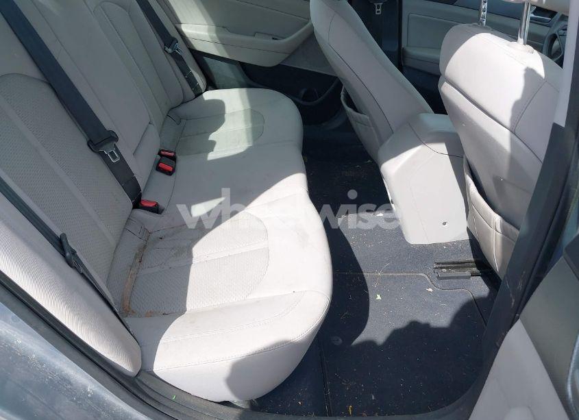 Photo 8 of 2015 Hyundai Sonata SE (VIN 5NPE24AF2FH002760)