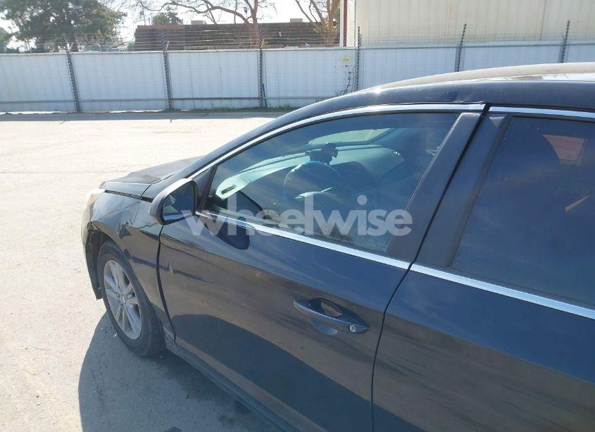 Photo 16 of 2015 Hyundai Sonata SE (VIN 5NPE24AF2FH006730)