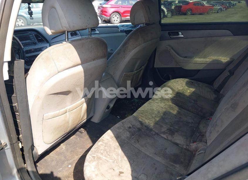 Photo 8 of 2015 Hyundai Sonata SE (VIN 5NPE24AF2FH022216)